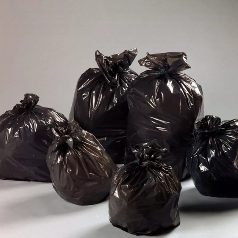 SAC POUBELLE NOIR 50L PEBD 680X750MM 35 microns NOIR